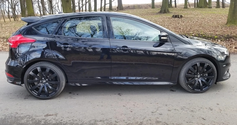 Ford Focus cena 65900 przebieg: 71100, rok produkcji 2018 z Rzeszów małe 742